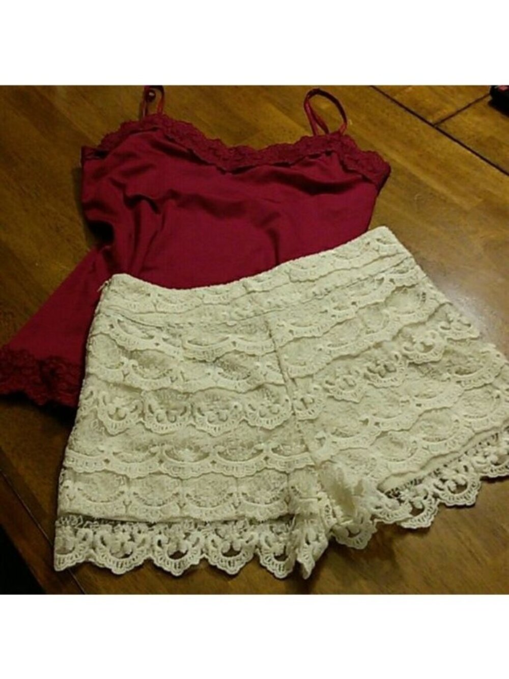 Forever 21 White Lace Shorts  S | Boho | Festival | Casual | Back to Campus | Ru
